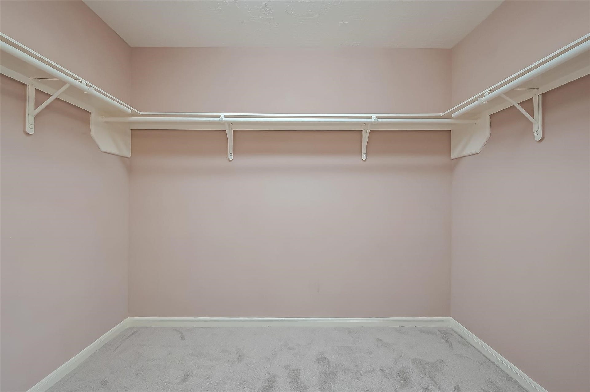 2710 Grants Lake Boulevard, #K3, Sugar Land, TX 77479 Primary Walk-In Closet