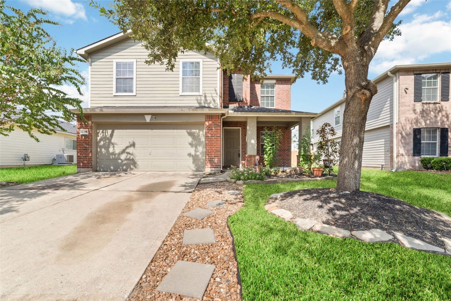 Property photo for 8019 Buffalo View Lane, Cypress, TX