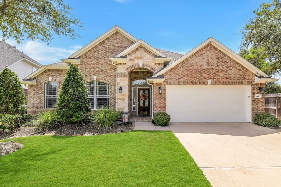 Property photo for 13911 Falling Rain Court, Cypress, TX