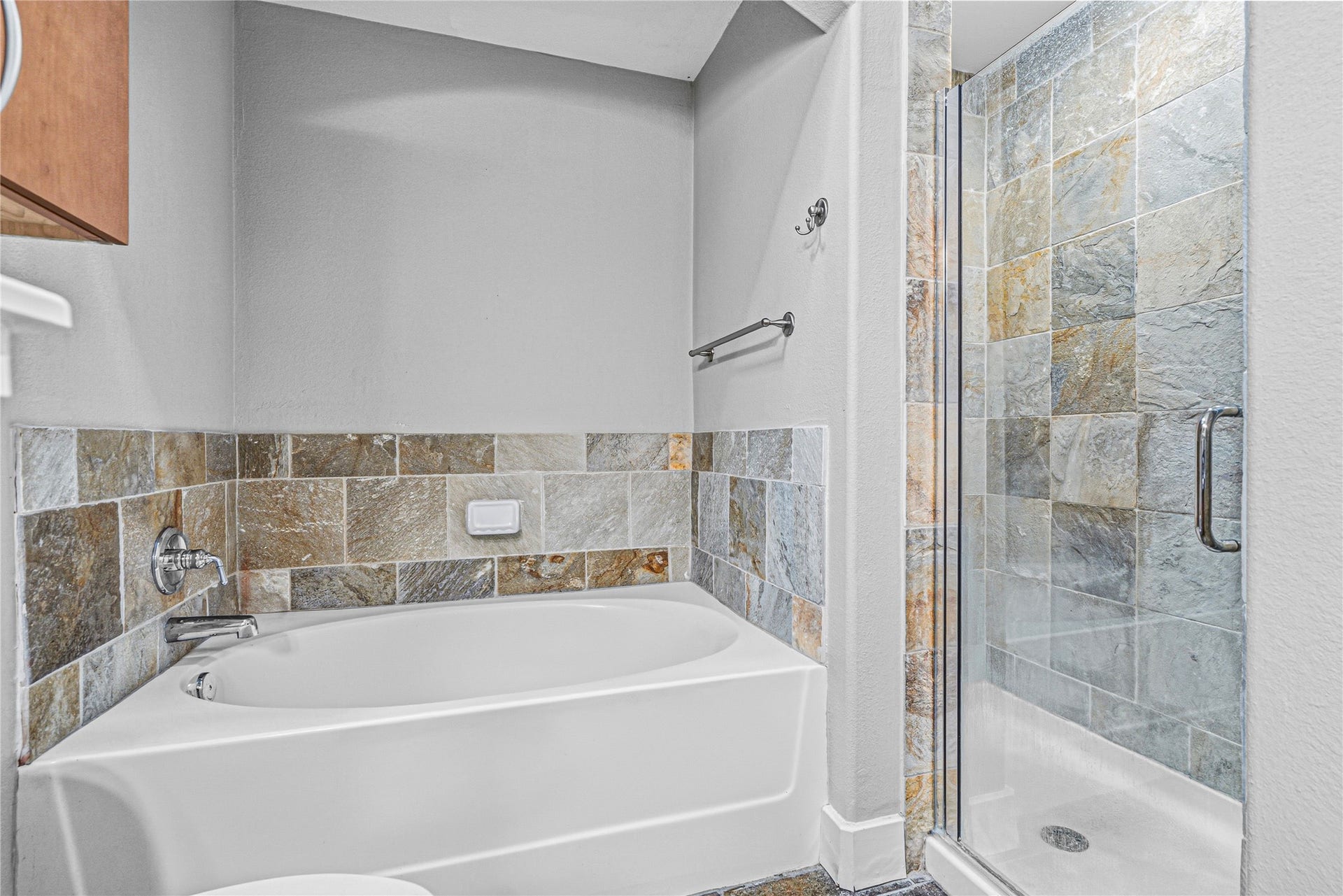1901 Post Oak Boulevard, #3601, Houston, TX 77056 1901 Post Oak Boulevard, #3601, Houston, TX 77056