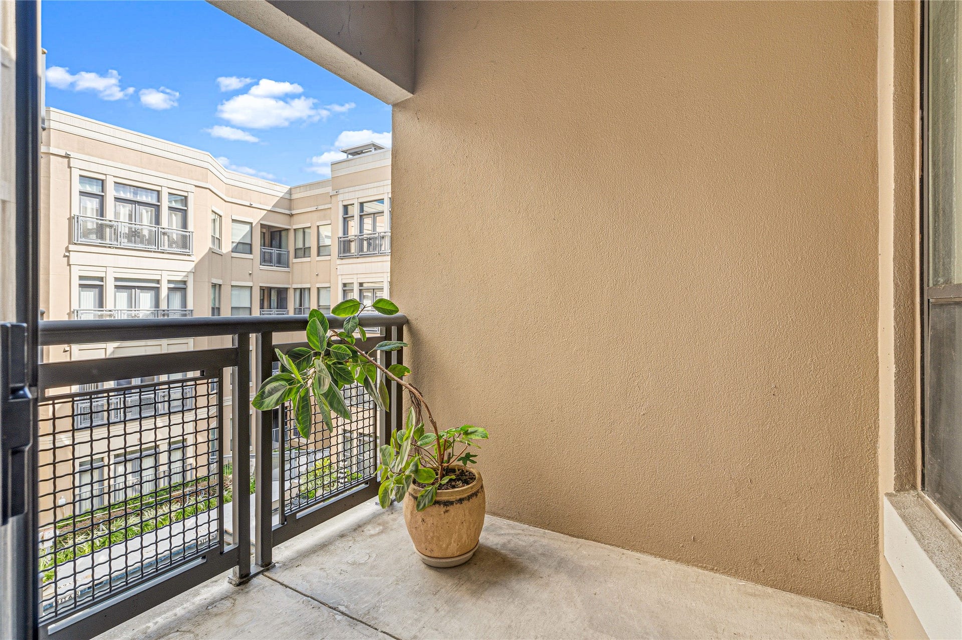 1901 Post Oak Boulevard, #3601, Houston, TX 77056 1901 Post Oak Boulevard, #3601, Houston, TX 77056