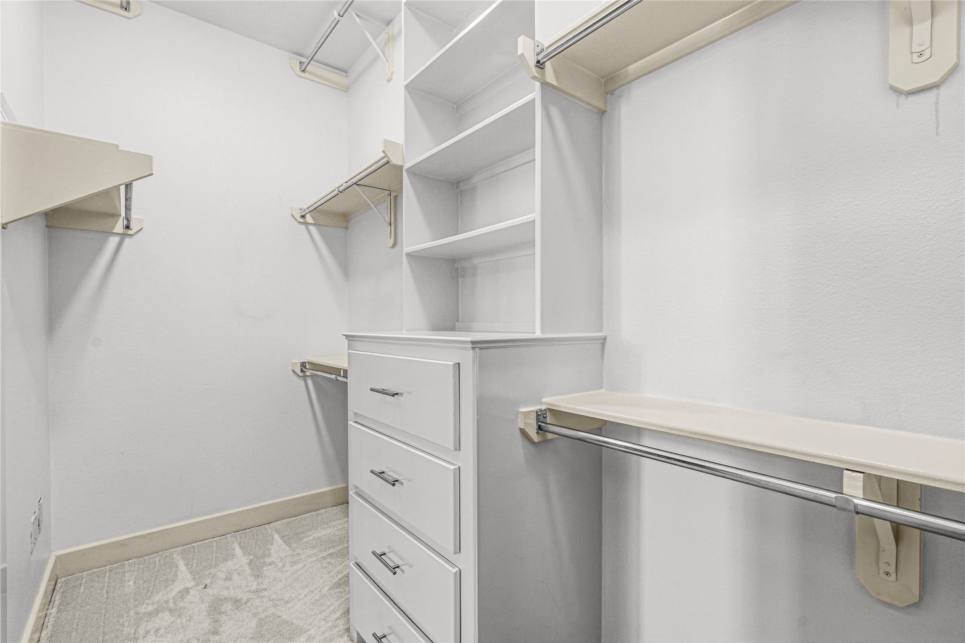1901 Post Oak Boulevard, #3601, Houston, TX 77056 1901 Post Oak Boulevard, #3601, Houston, TX 77056