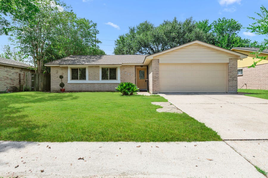 Property photo for 7327 Stone Pine Lane, Houston, TX