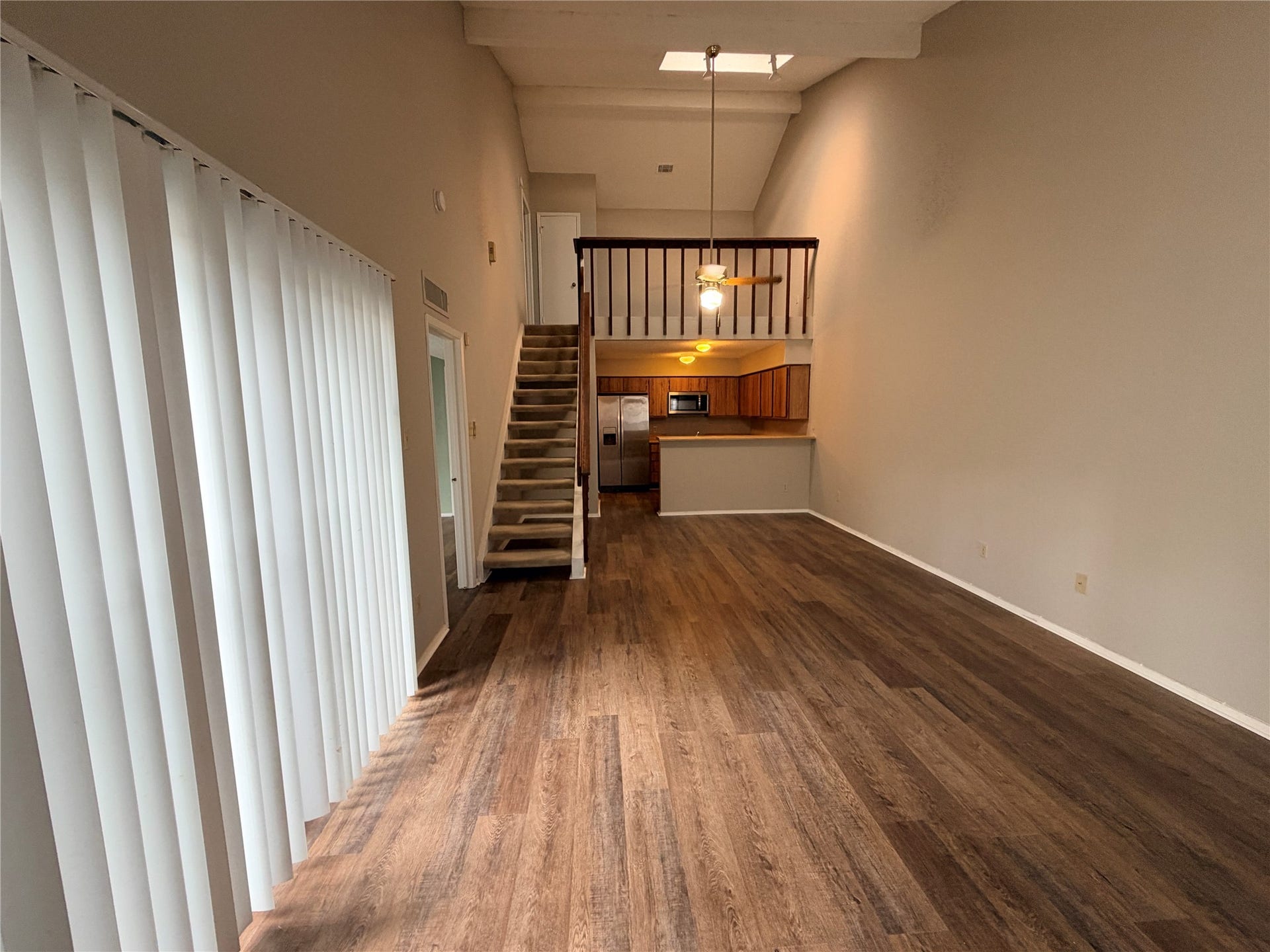 6211 Ludington Drive, #21-909, Houston, TX 77035 6211 Ludington Drive, #21-909, Houston, TX 77035