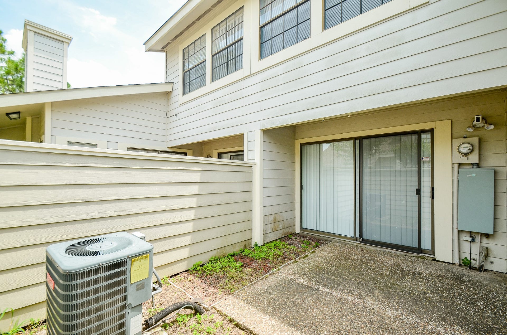 6211 Ludington Drive, #21-909, Houston, TX 77035 6211 Ludington Drive, #21-909, Houston, TX 77035