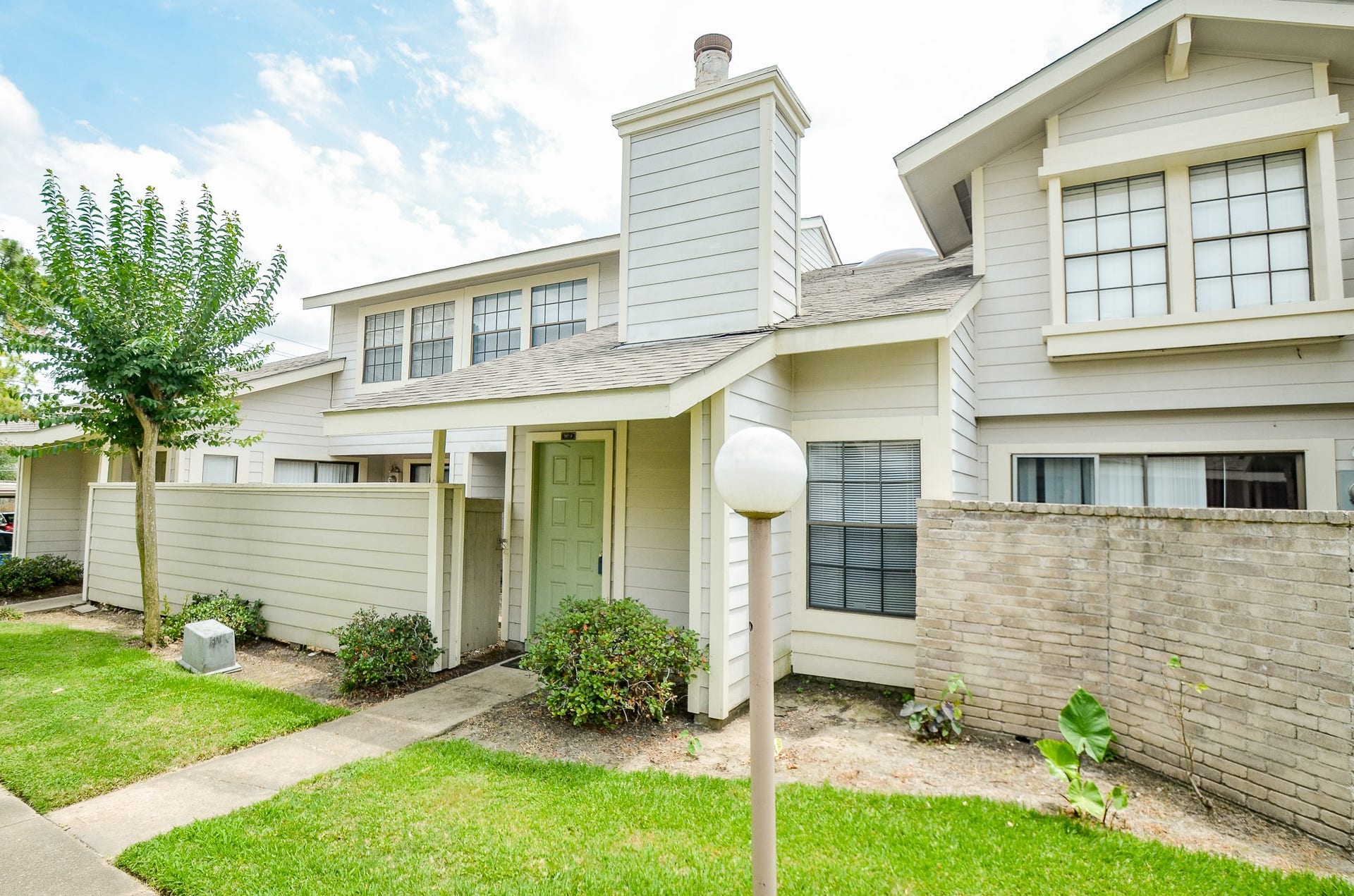 6211 Ludington Drive, #21-909, Houston, TX 77035 6211 Ludington Drive, #21-909, Houston, TX 77035