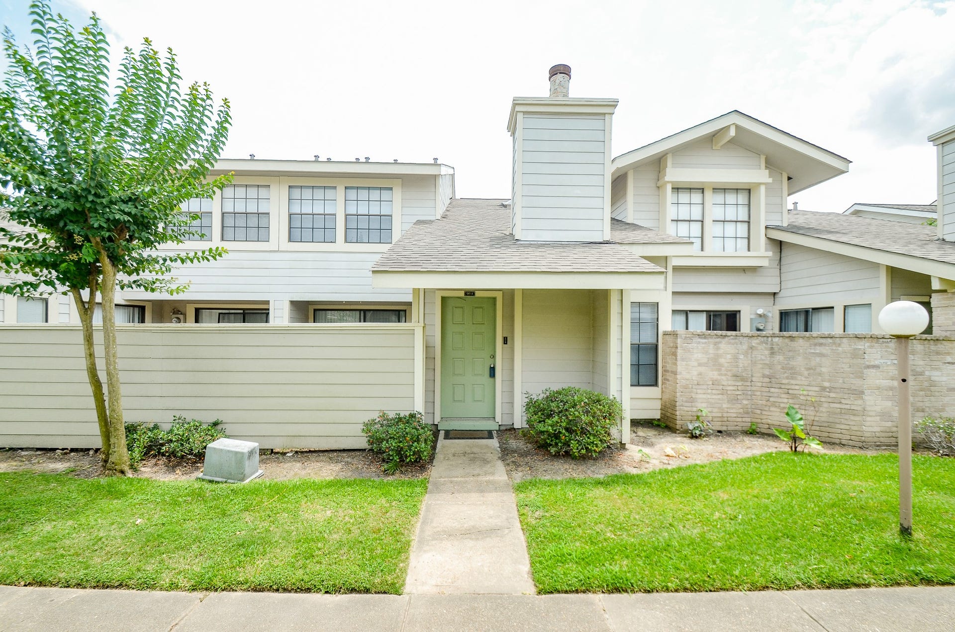 6211 Ludington Drive, #21-909, Houston, TX 77035 6211 Ludington Drive, #21-909, Houston, TX 77035