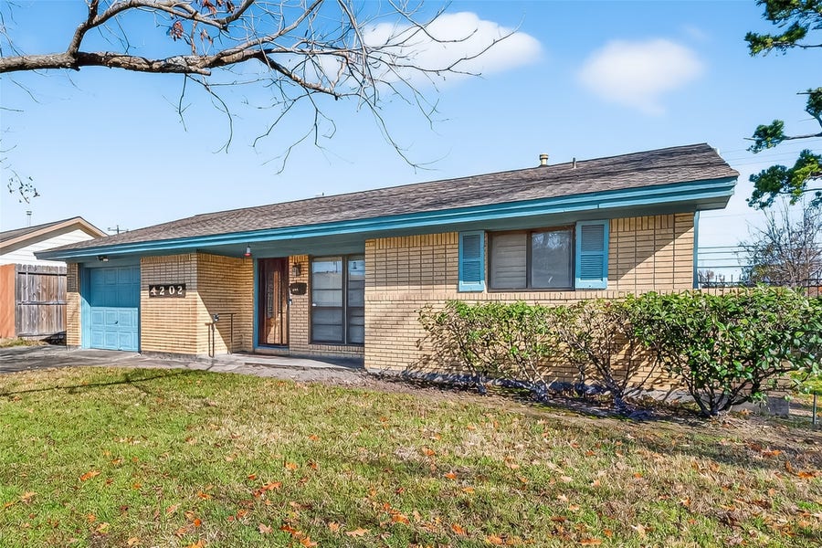 Property photo for 4202 Marlborough Drive, Houston, TX