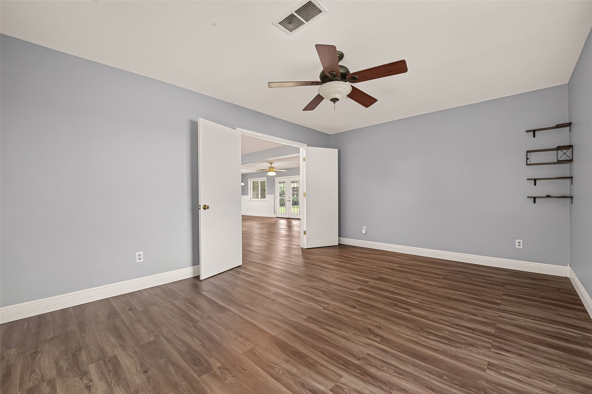 114 E Wildwinn Drive, Alvin, TX 77511 114 E Wildwinn Drive, Alvin, TX 77511