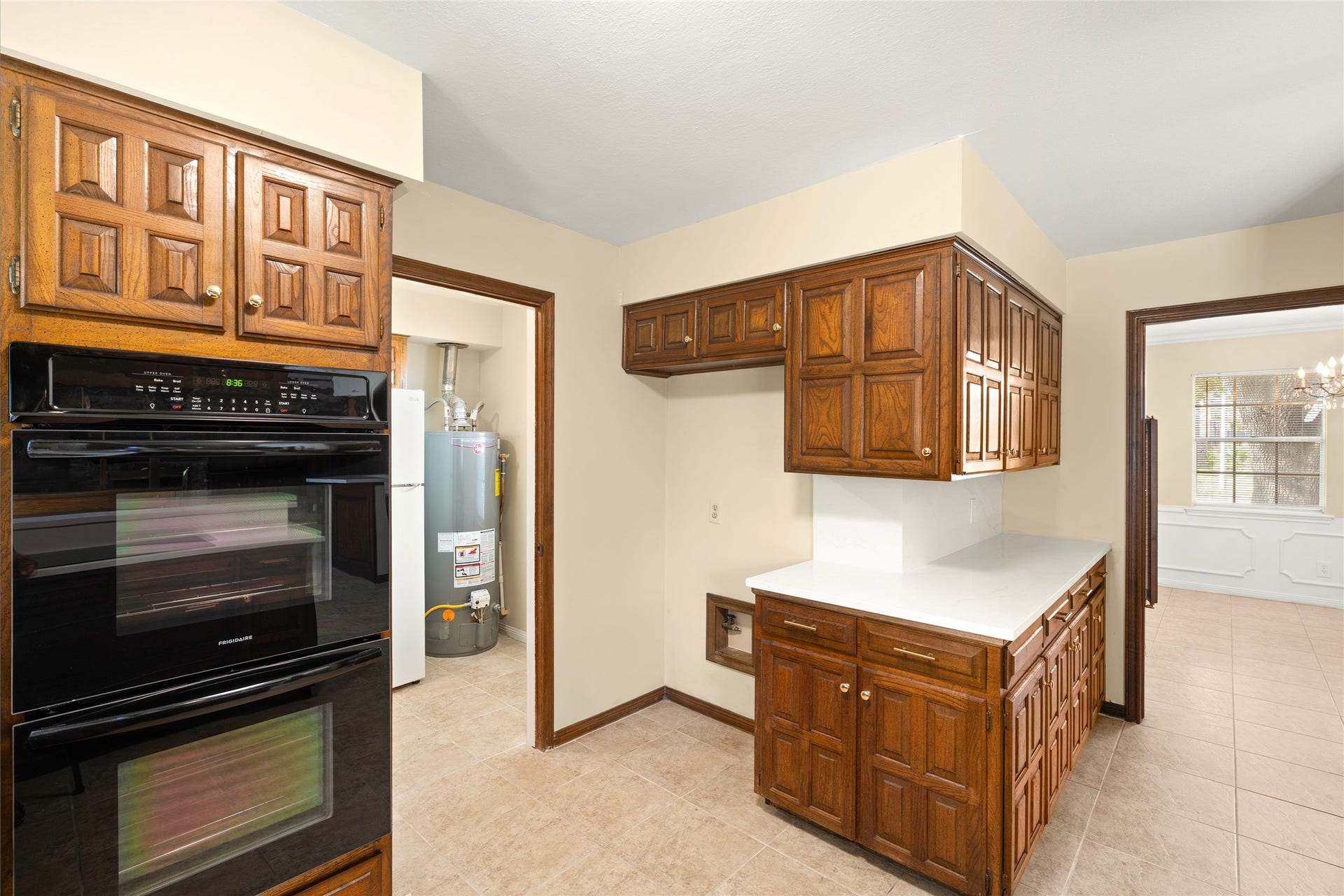 Enjoy a double oven for those holiday meals!