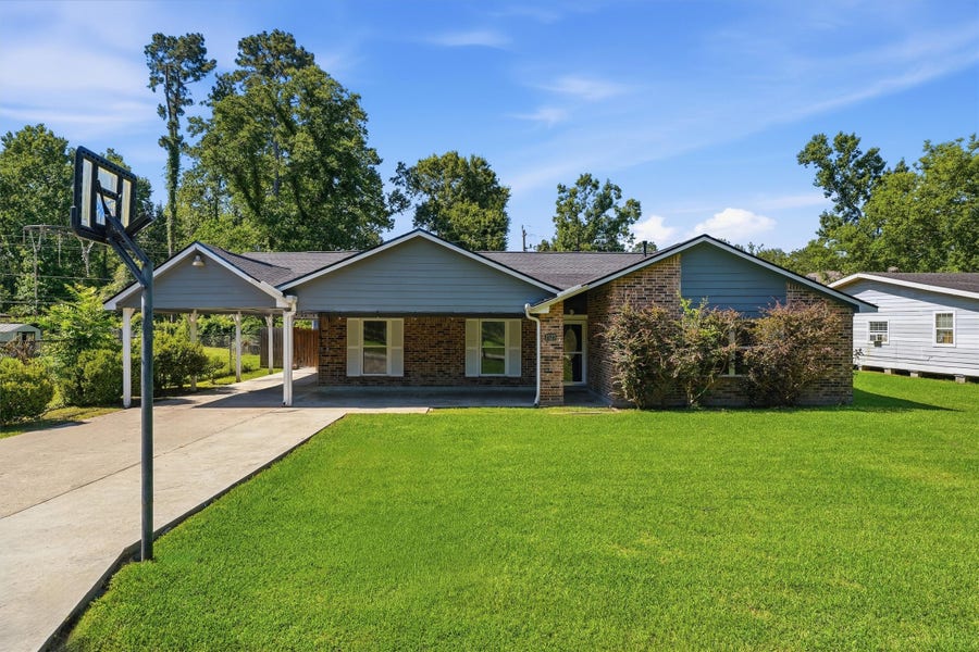 Property photo for 1727 Beckman Drive, Huffman, TX