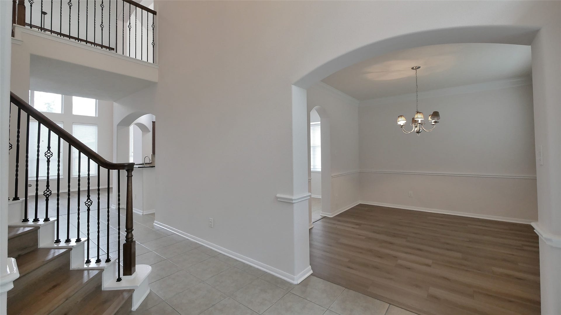 1906 Lauralwick Court, Katy, TX 77484 Entry and Formal Dining