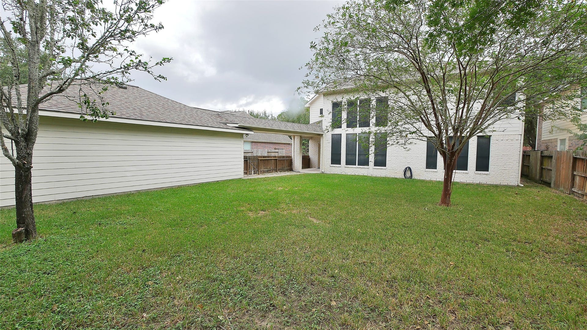 1906 Lauralwick Court, Katy, TX 77484 Large backyard