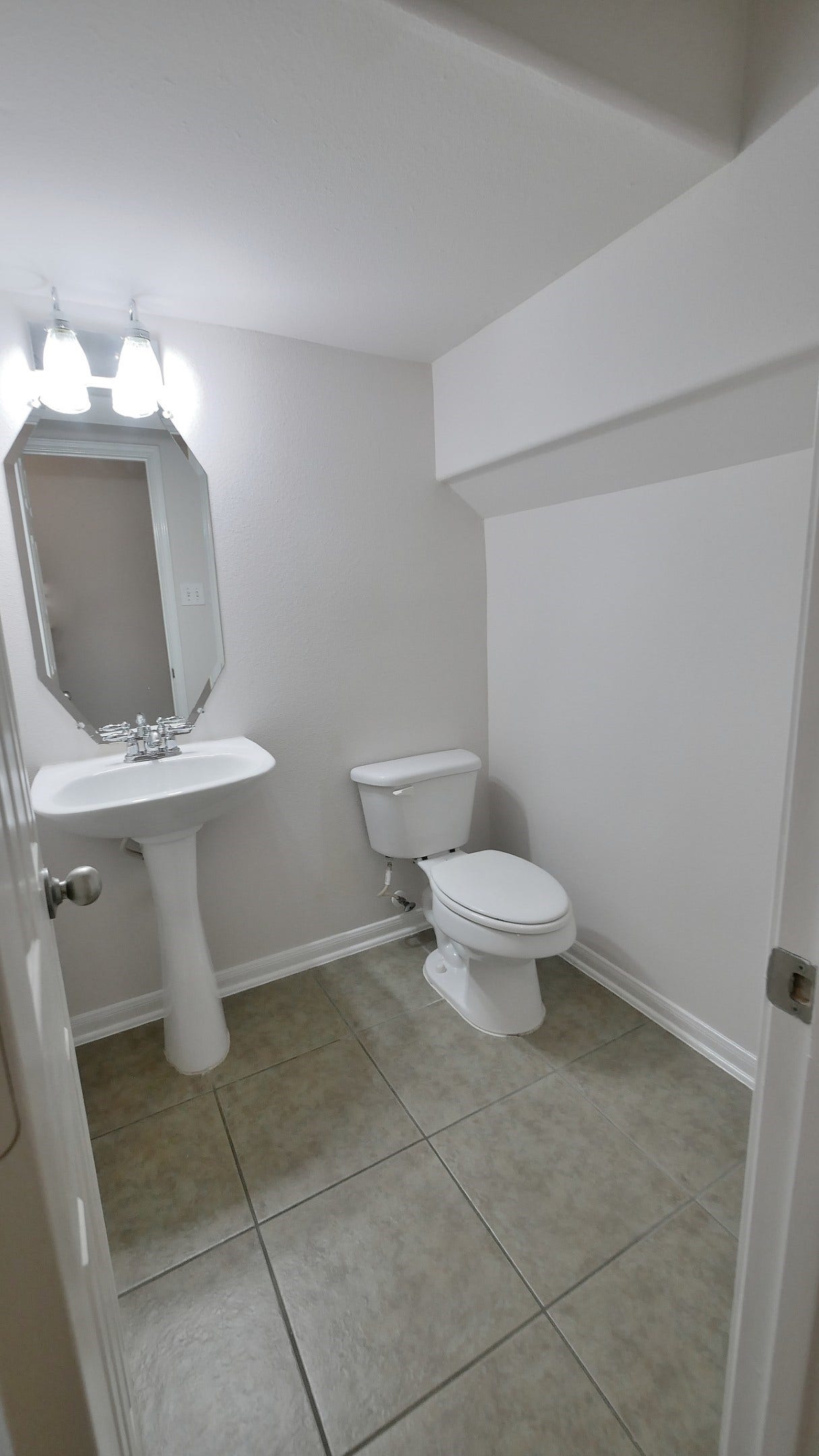 1906 Lauralwick Court, Katy, TX 77484 1/2 Bath Downstairs