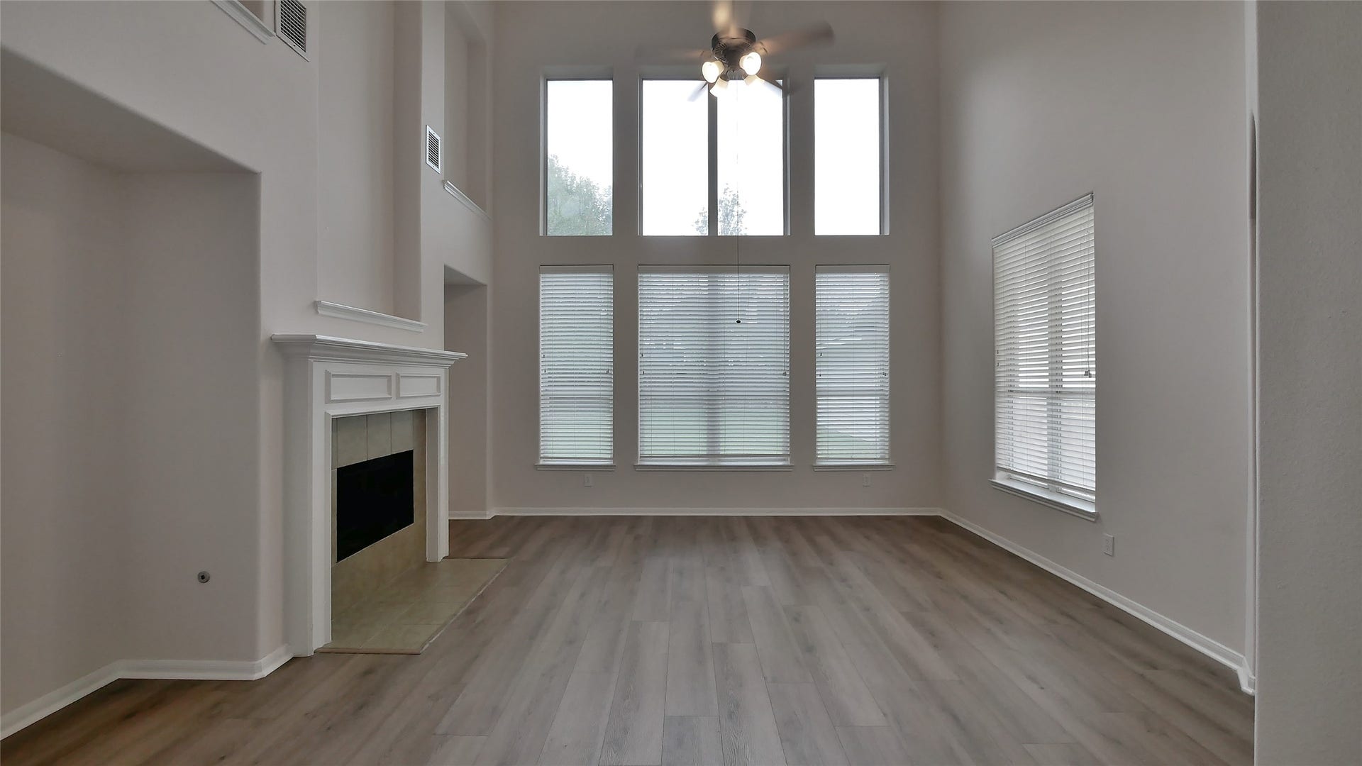 1906 Lauralwick Court, Katy, TX 77484 Family Room