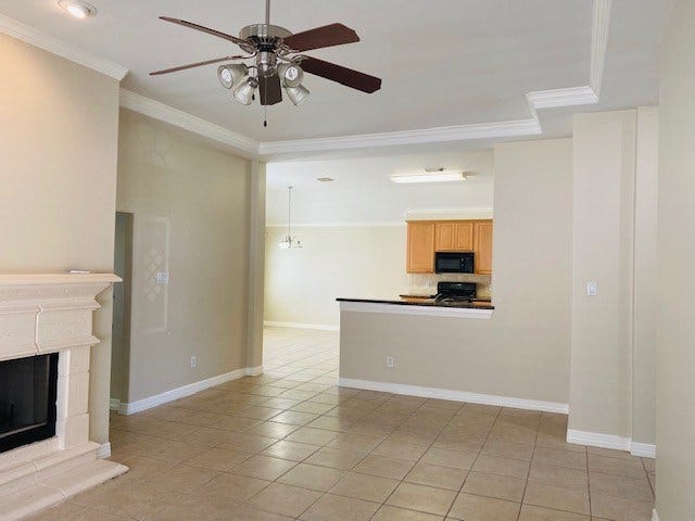2811 Cresthollow Lane, Houston, TX 77082