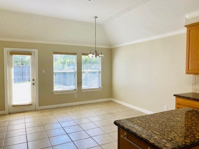 2811 Cresthollow Lane, Houston, TX 77082