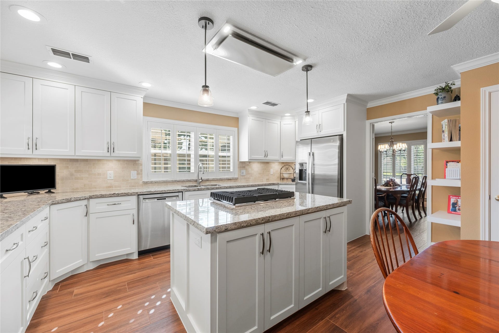 17906 Lone River Court, Houston, TX 77095 One more look at this fabulous kitchen!