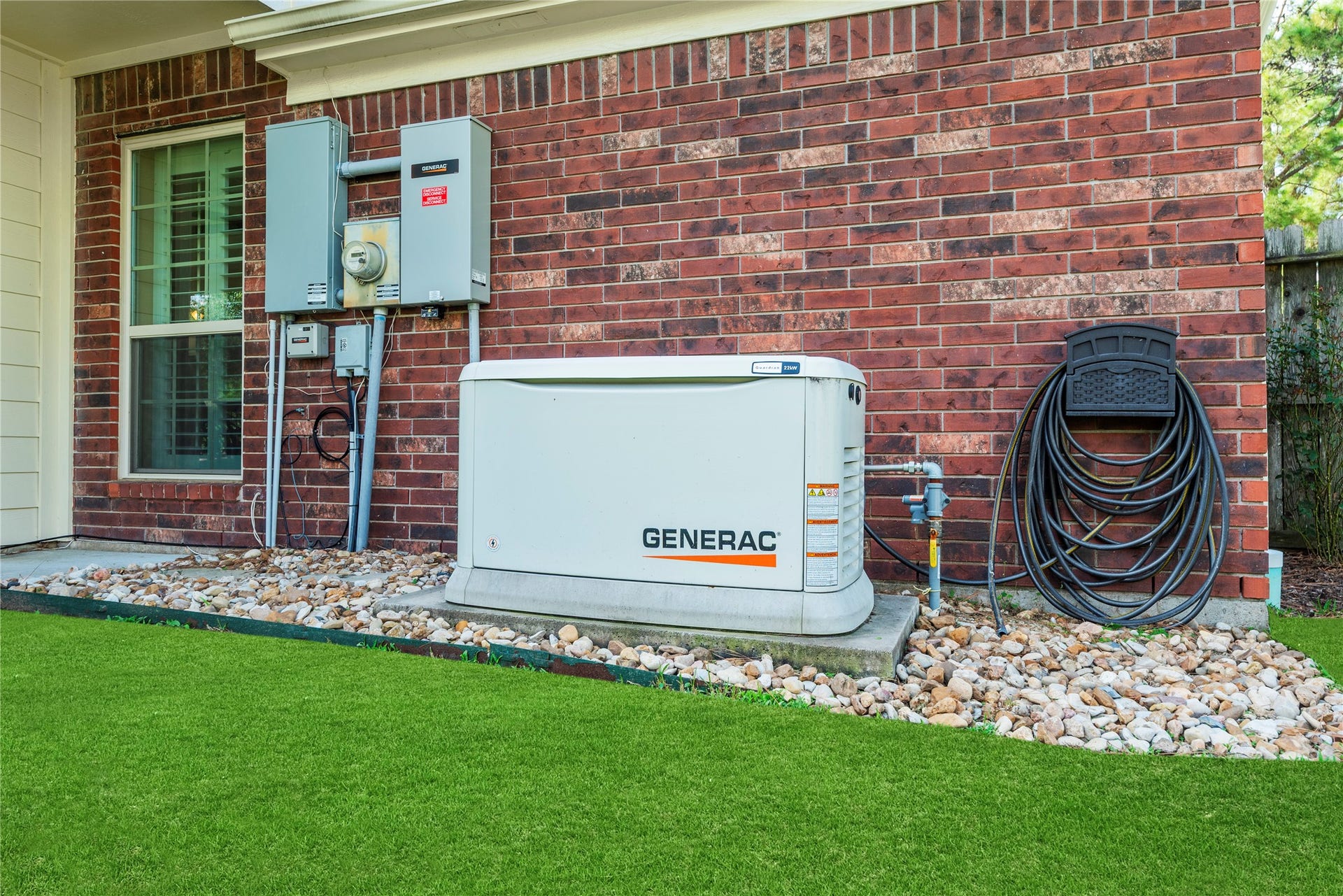 17906 Lone River Court, Houston, TX 77095 Whole home generator.