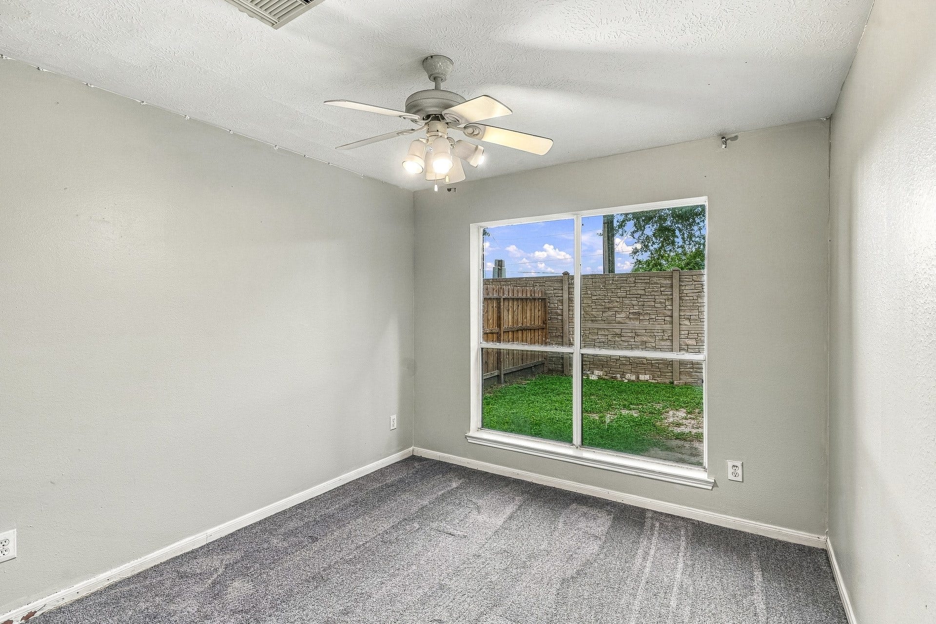 1307 Sandpiper Court S, Pearland, TX 77584 1307 Sandpiper Court S, Pearland, TX 77584