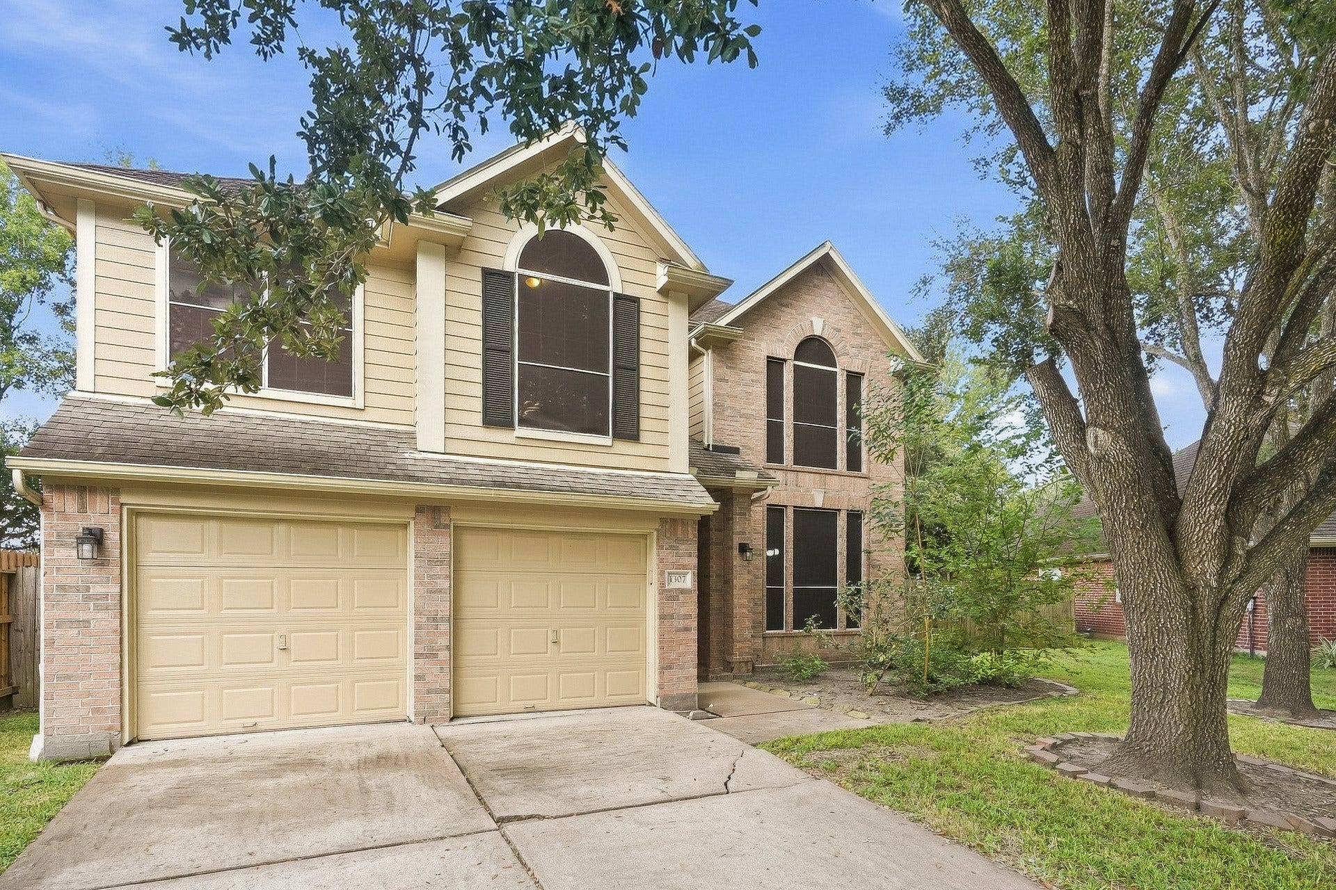 1307 Sandpiper Court S, Pearland, TX 77584 1307 Sandpiper Court S, Pearland, TX 77584