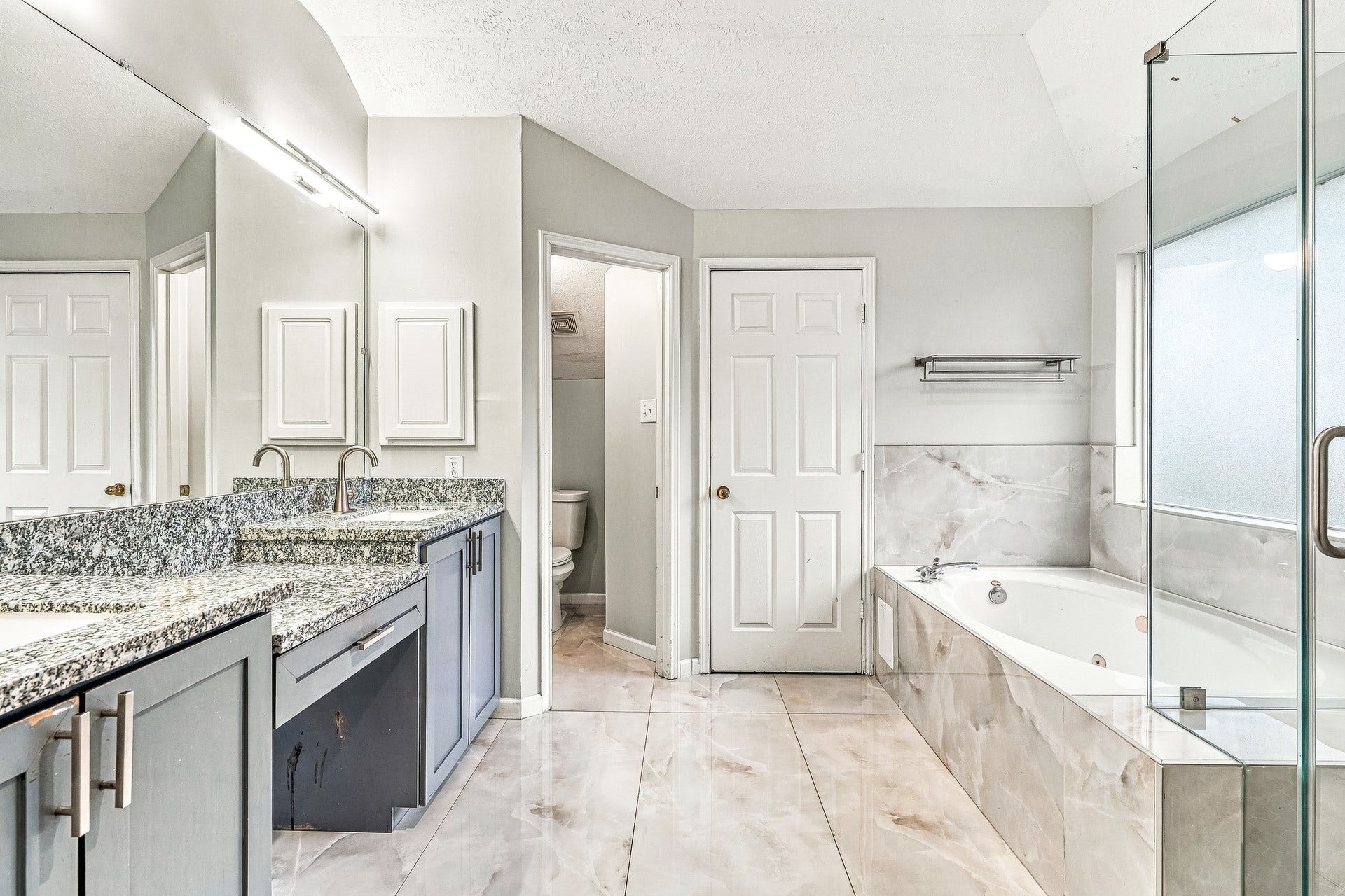 1307 Sandpiper Court S, Pearland, TX 77584 1307 Sandpiper Court S, Pearland, TX 77584