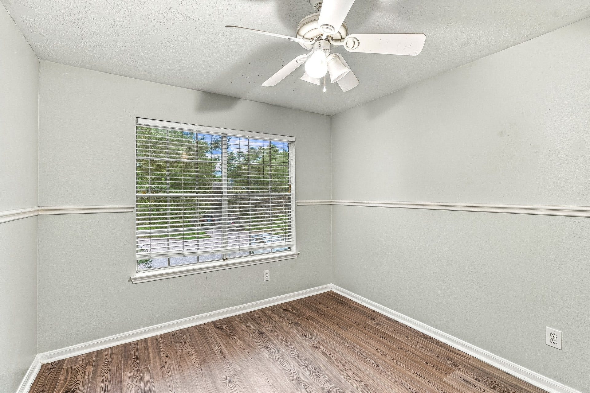 1307 Sandpiper Court S, Pearland, TX 77584 1307 Sandpiper Court S, Pearland, TX 77584