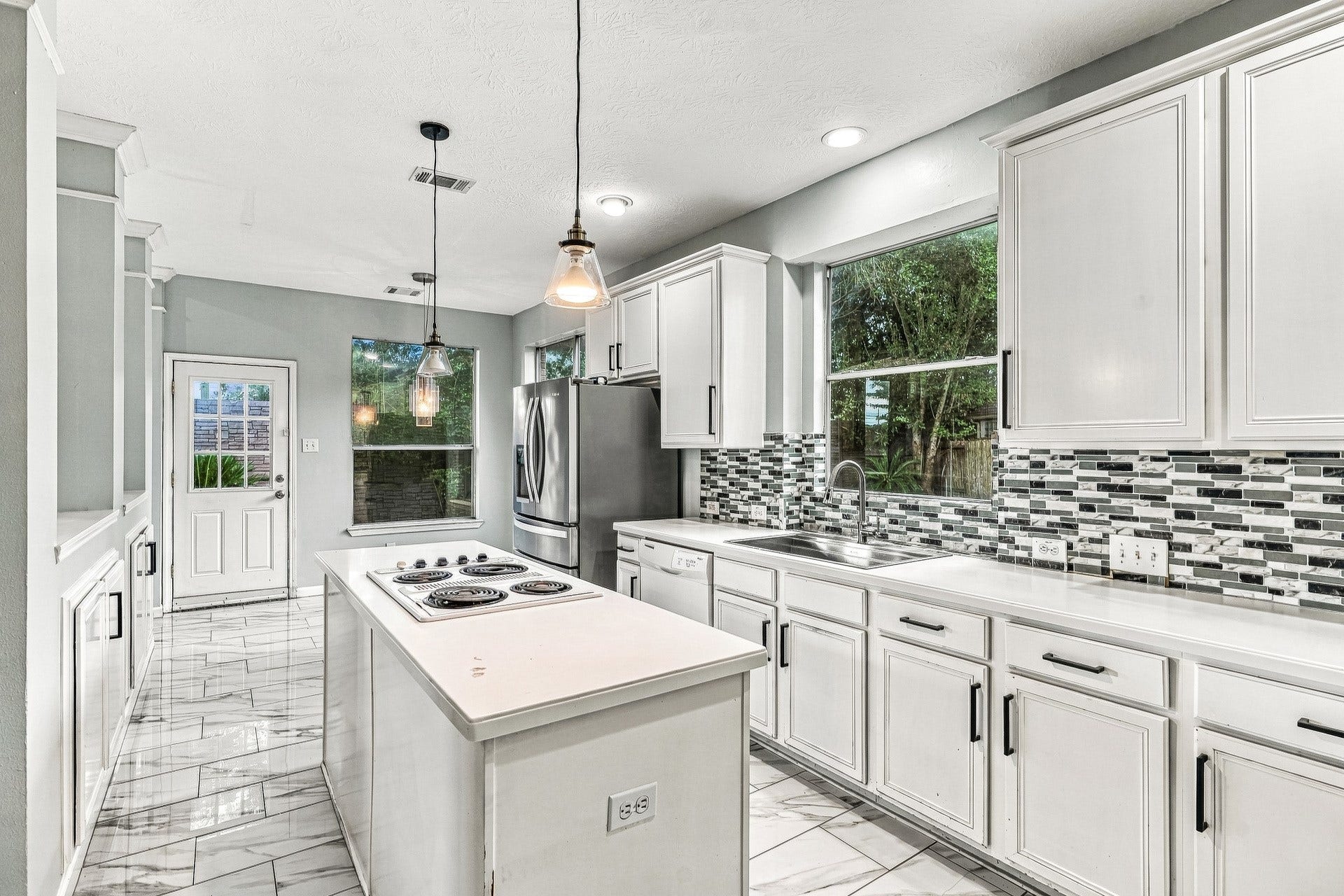 1307 Sandpiper Court S, Pearland, TX 77584 1307 Sandpiper Court S, Pearland, TX 77584