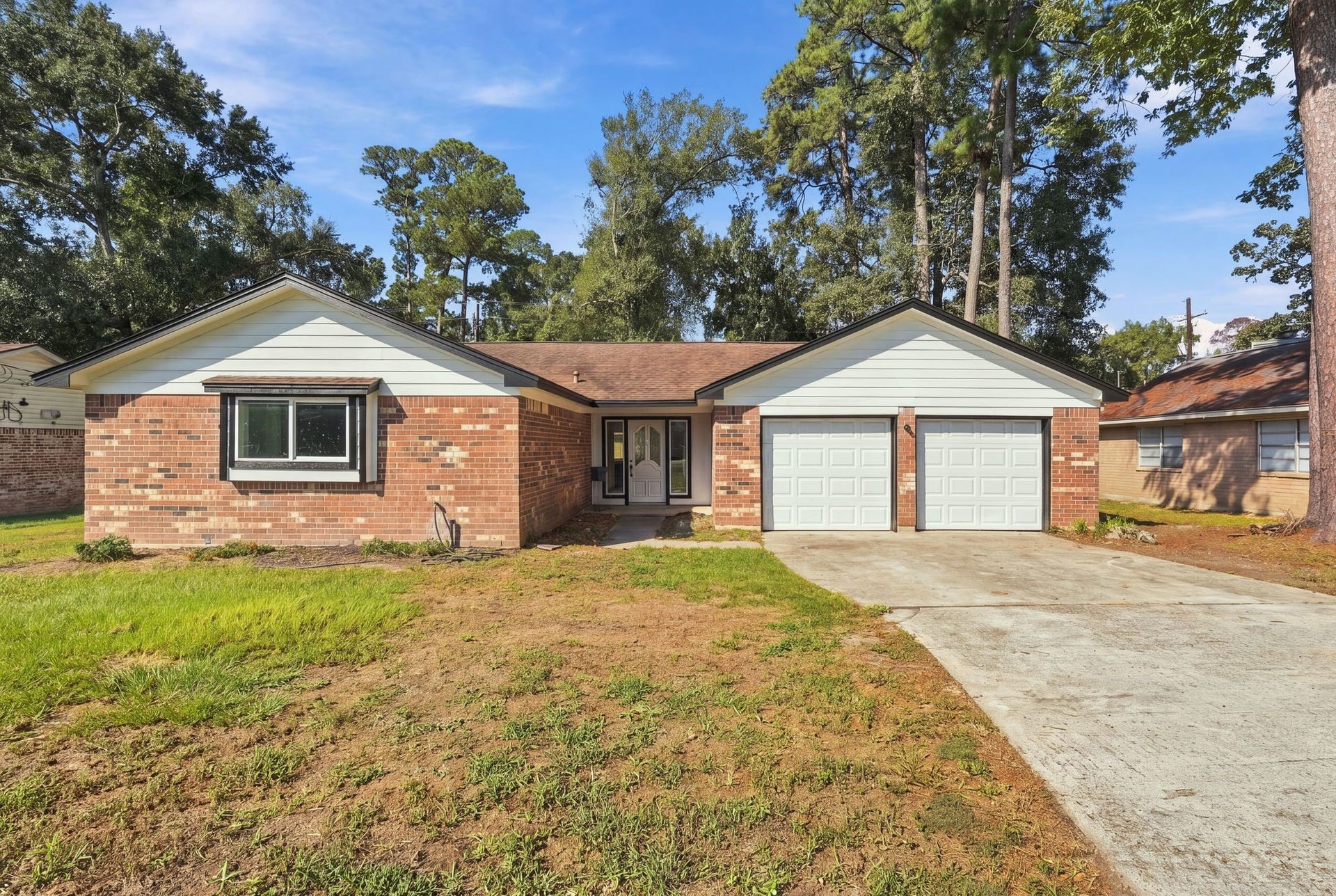 1704 S 1st Street, Conroe, TX 77301