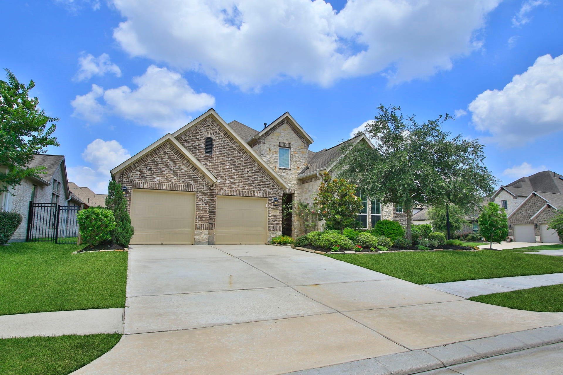 28229 Beckwood Drive, Spring, TX 77386 28229 Beckwood Drive, Spring, TX 77386