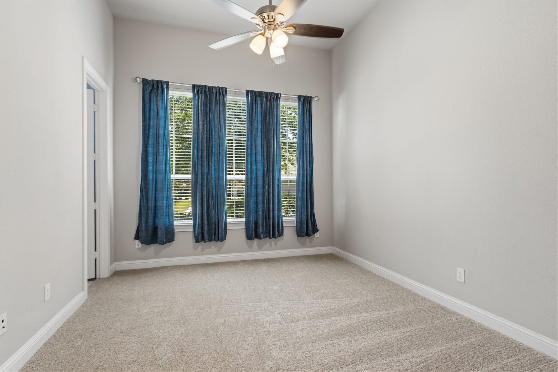 28229 Beckwood Drive, Spring, TX 77386 28229 Beckwood Drive, Spring, TX 77386