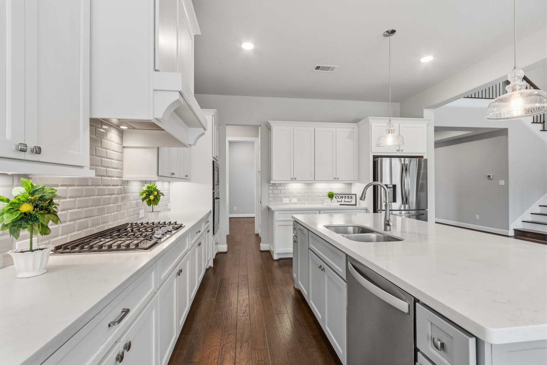 28229 Beckwood Drive, Spring, TX 77386 28229 Beckwood Drive, Spring, TX 77386