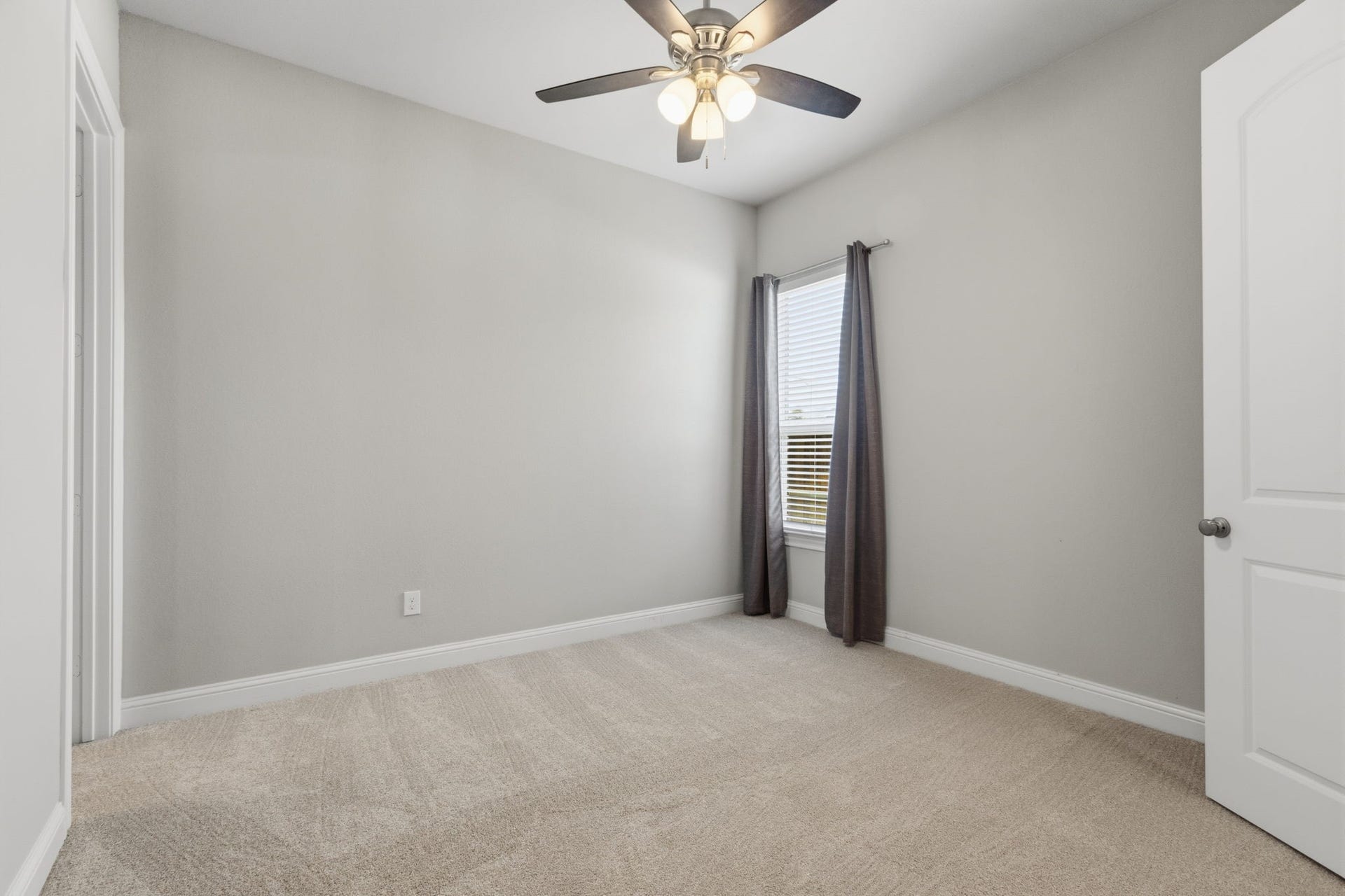 28229 Beckwood Drive, Spring, TX 77386 28229 Beckwood Drive, Spring, TX 77386