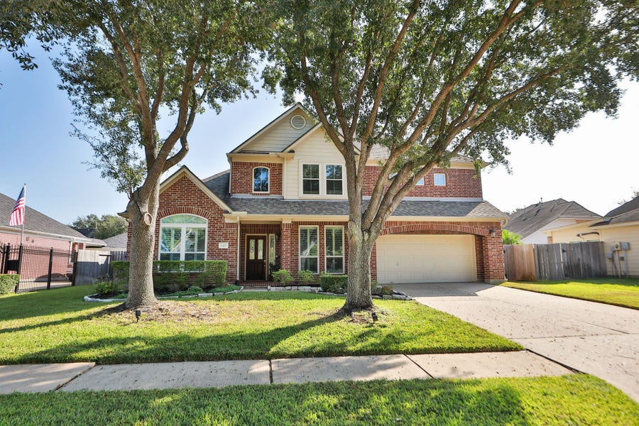 Property photo for 8410 Brighton Lake Lane, Houston, TX