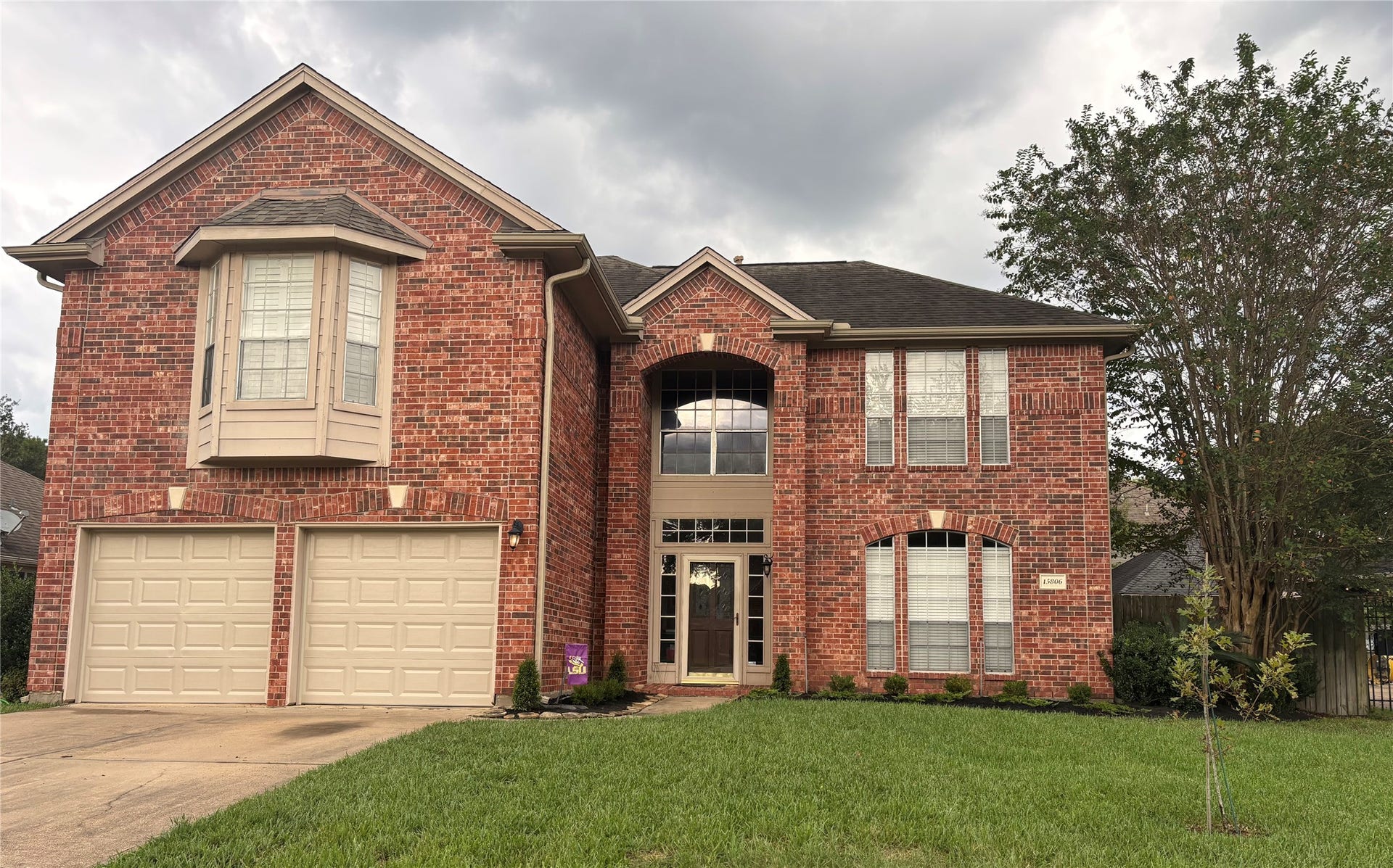 15806 Laurel Cove, Tomball, TX 77377 Four-bedroom home located in the highly desirable community of Lakewood Grove