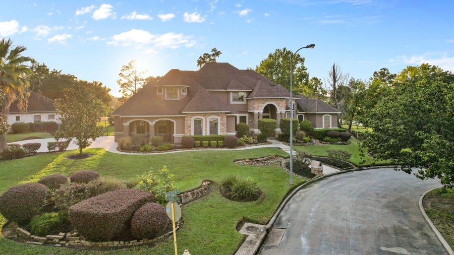 Property photo for 18803 Nautica Circle, Humble, TX