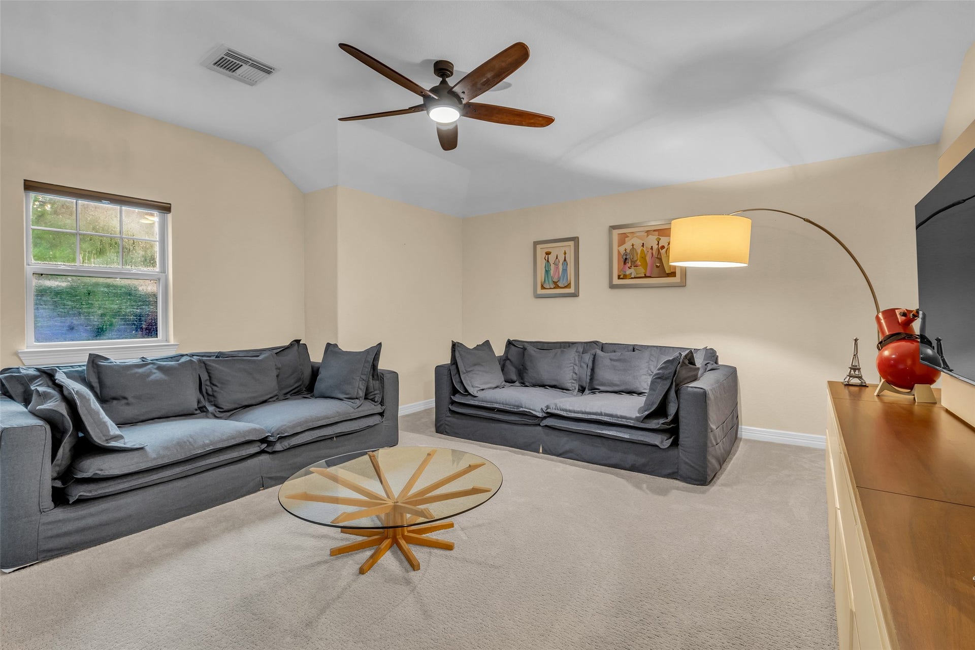 2 Glistening Pond Place, The Woodlands, TX 77382 Second floor game room