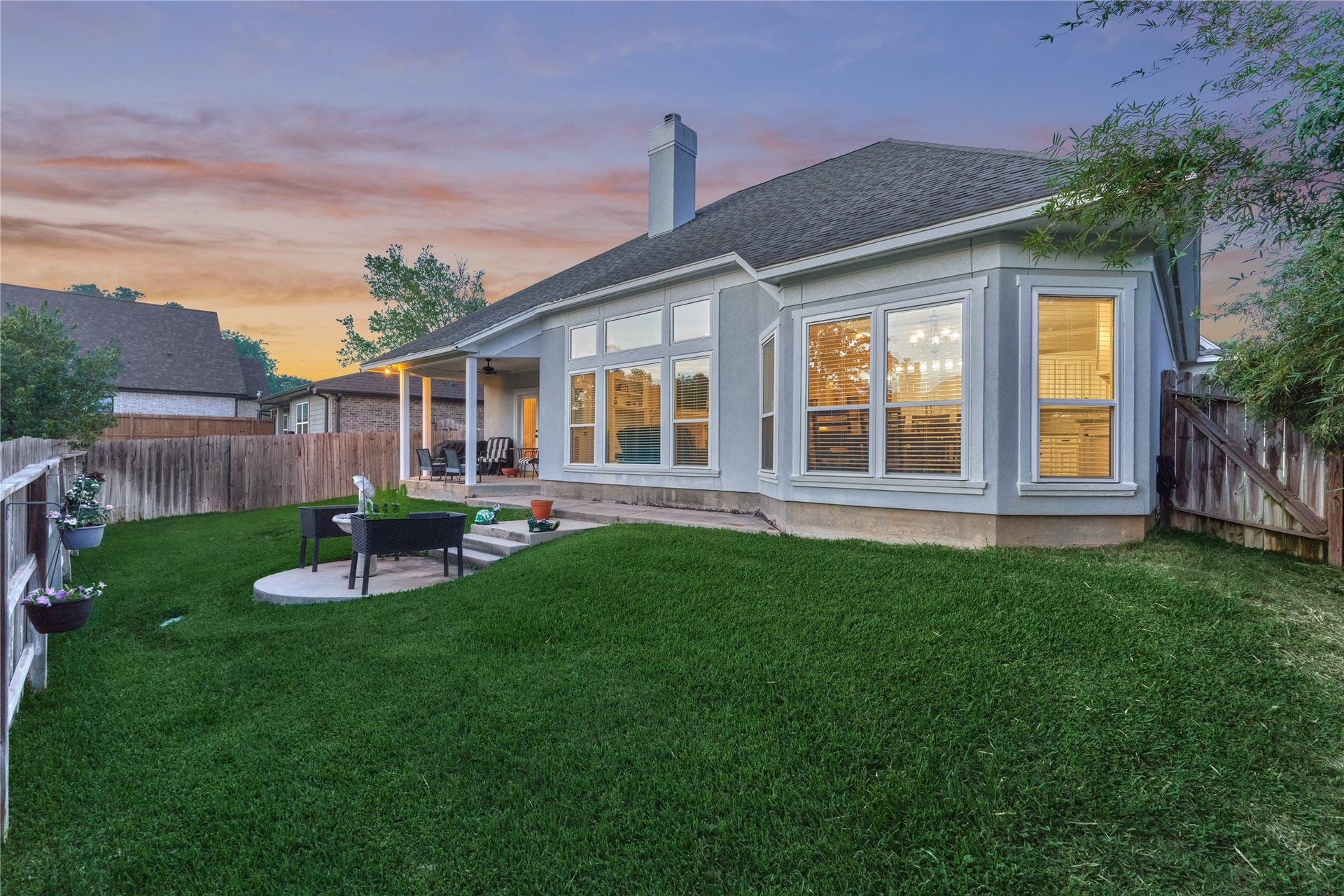15 Newberry Court, Montgomery, TX 77356 15 Newberry Court, Montgomery, TX 77356