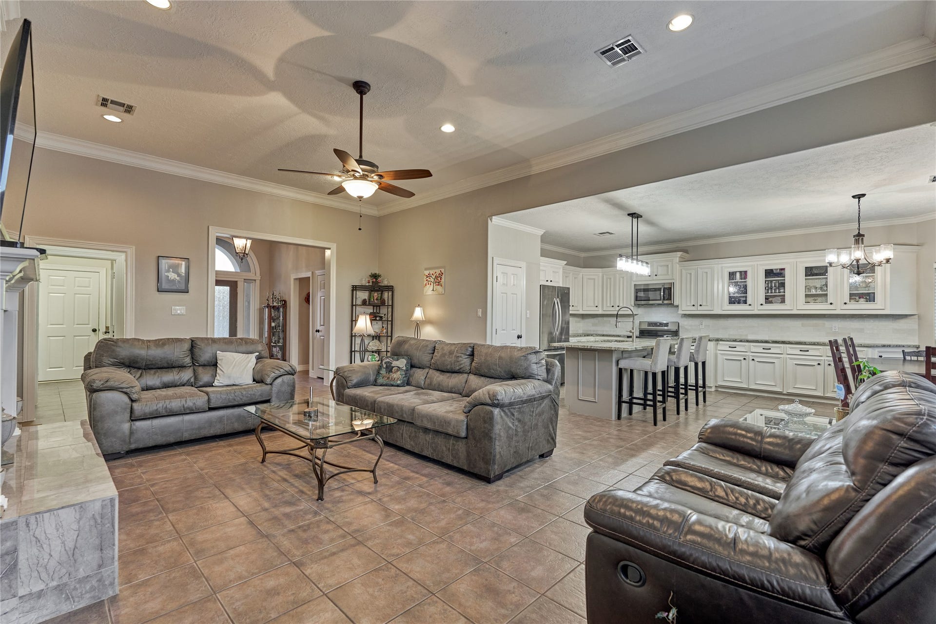 15 Newberry Court, Montgomery, TX 77356 15 Newberry Court, Montgomery, TX 77356