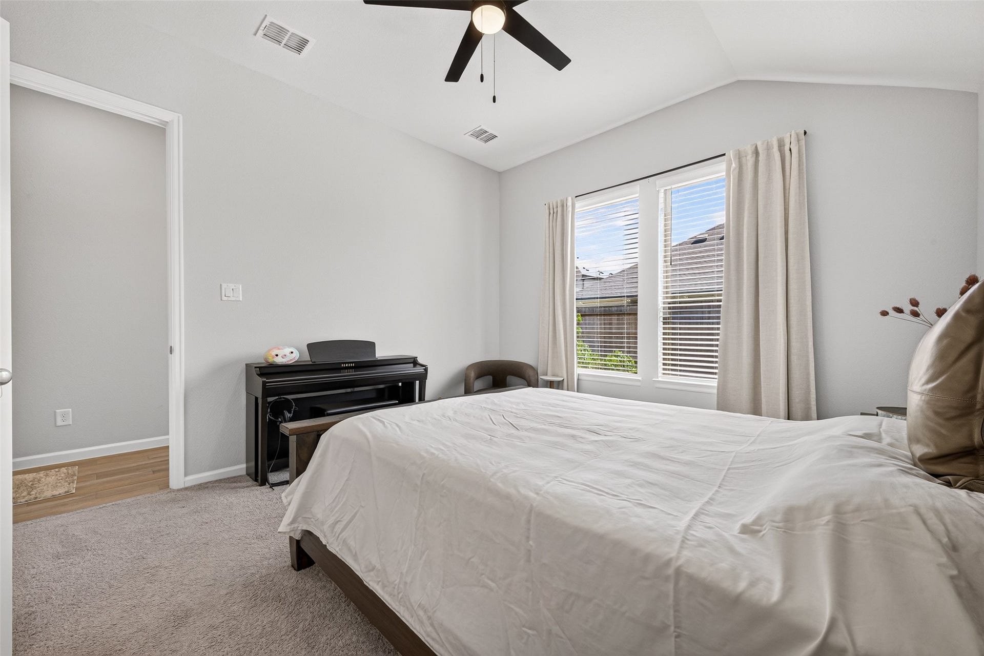 5039 Henry Merrit Street, Rosenberg, TX 77471