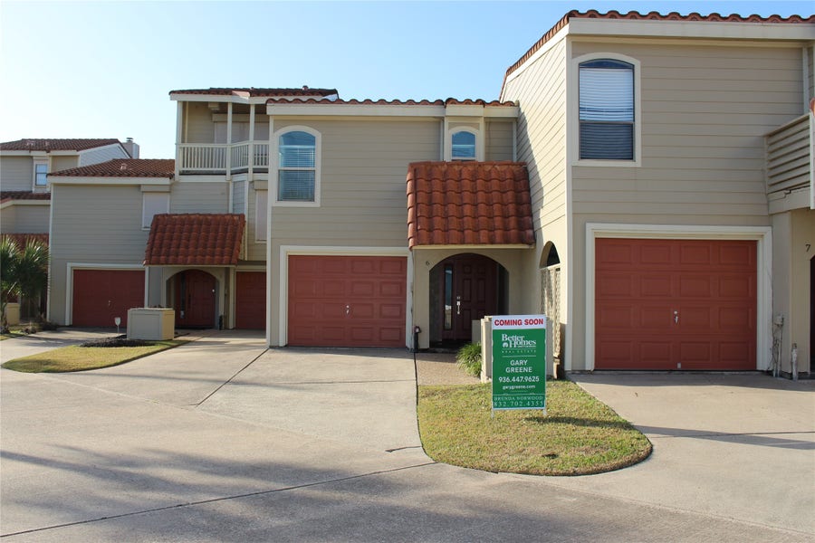 Property photo for 6 Dana Drive, Galveston, TX