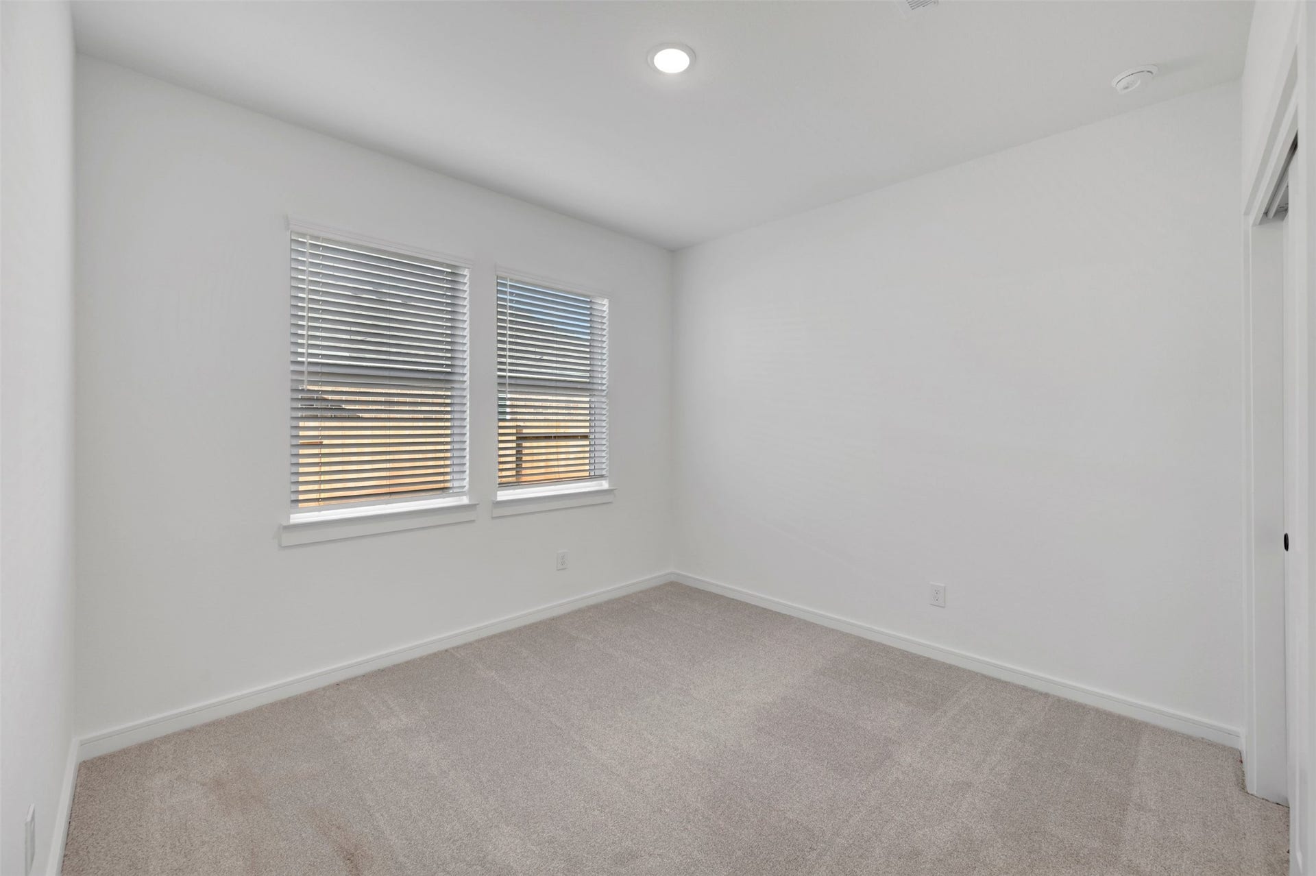 12027 Old Fashion Circle, Mont Belvieu, TX 77535 Bedroom 5