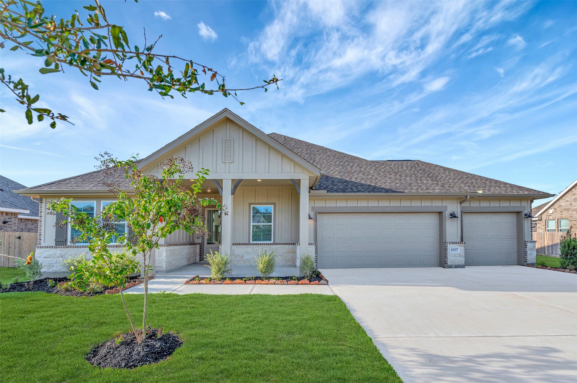 12027 Old Fashion Circle, Mont Belvieu, TX 77535 Lovely Aegean home design by K. Hovnanian Homes with elevation TA in beautiful Grand Oaks.