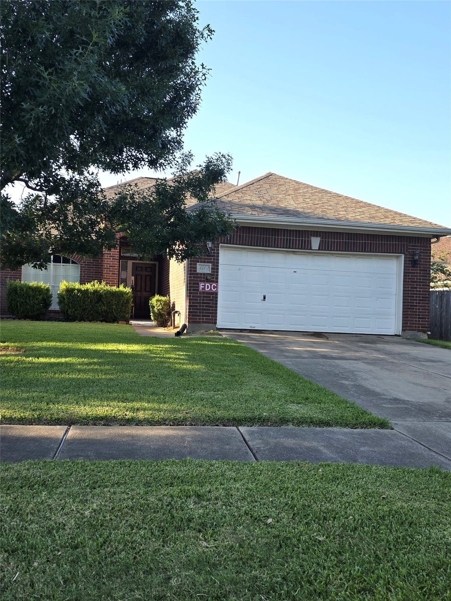 Property photo for 3502 Stratford Manor Drive, Sugar Land, TX
