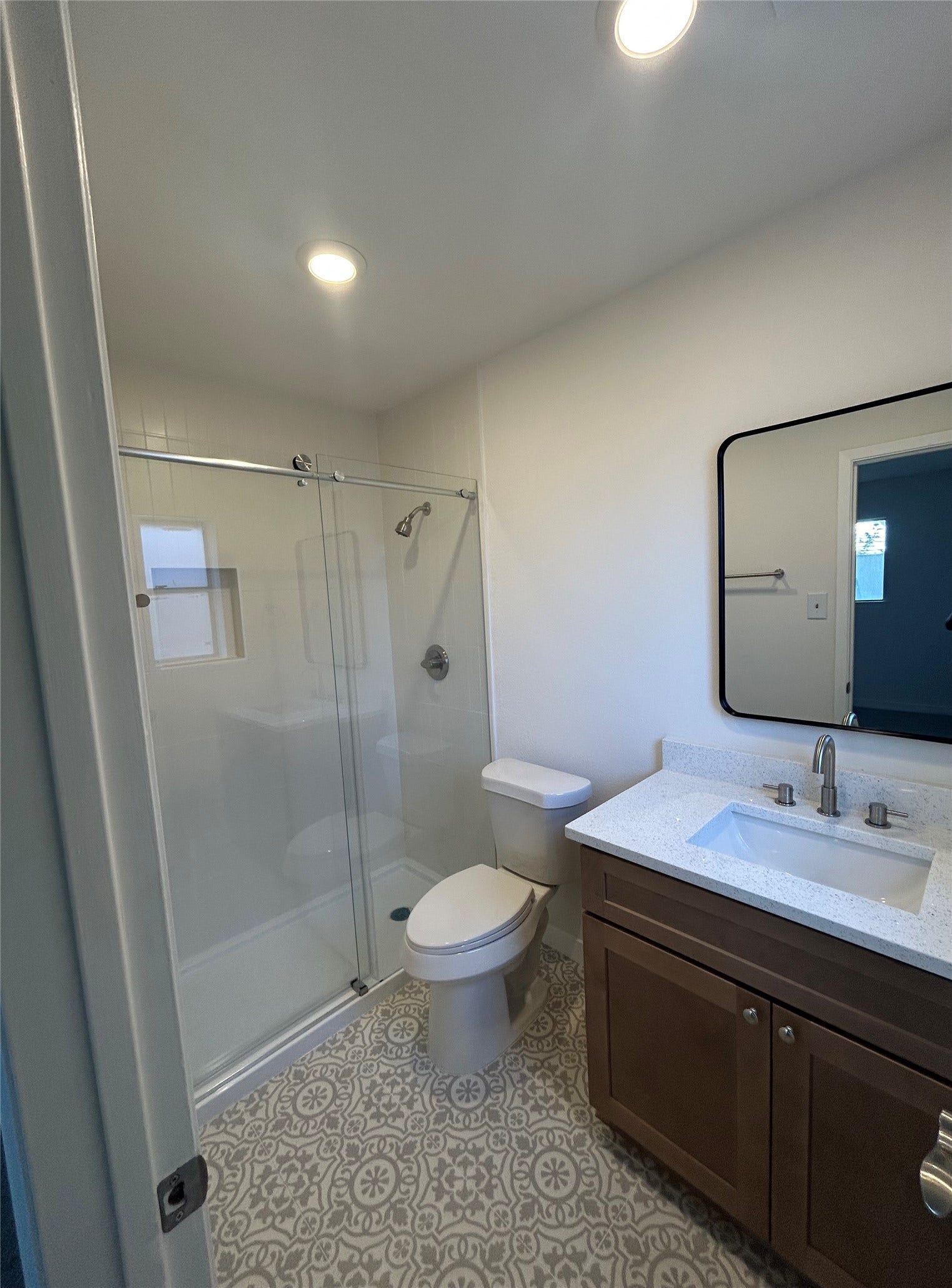 4019 Belgrade Drive, Houston, TX 77045 4019 Belgrade Drive, Houston, TX 77045