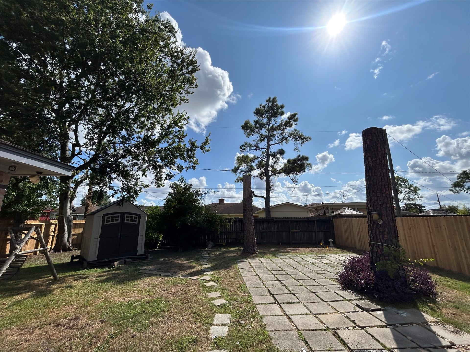 4019 Belgrade Drive, Houston, TX 77045 4019 Belgrade Drive, Houston, TX 77045