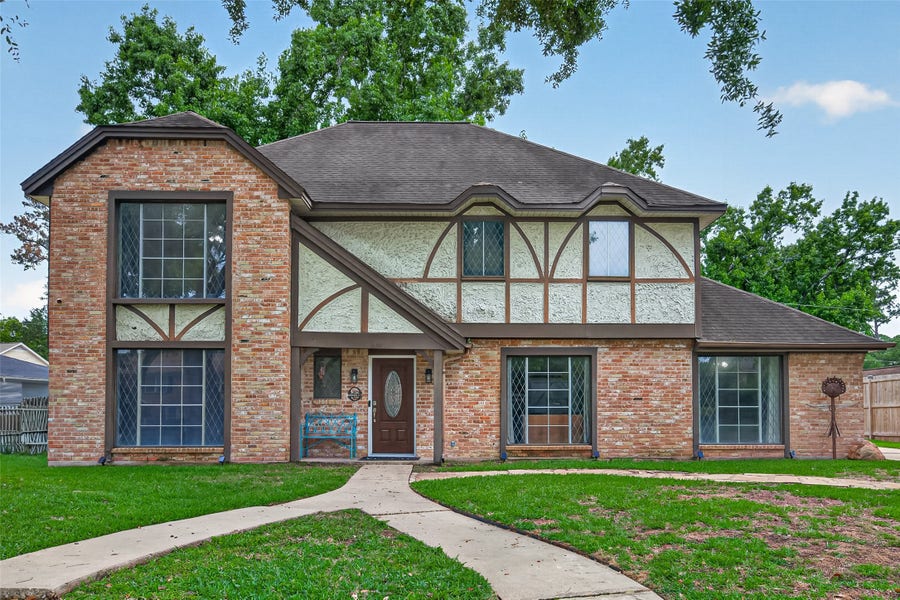 Property photo for 1011 Marne Lane, Houston, TX