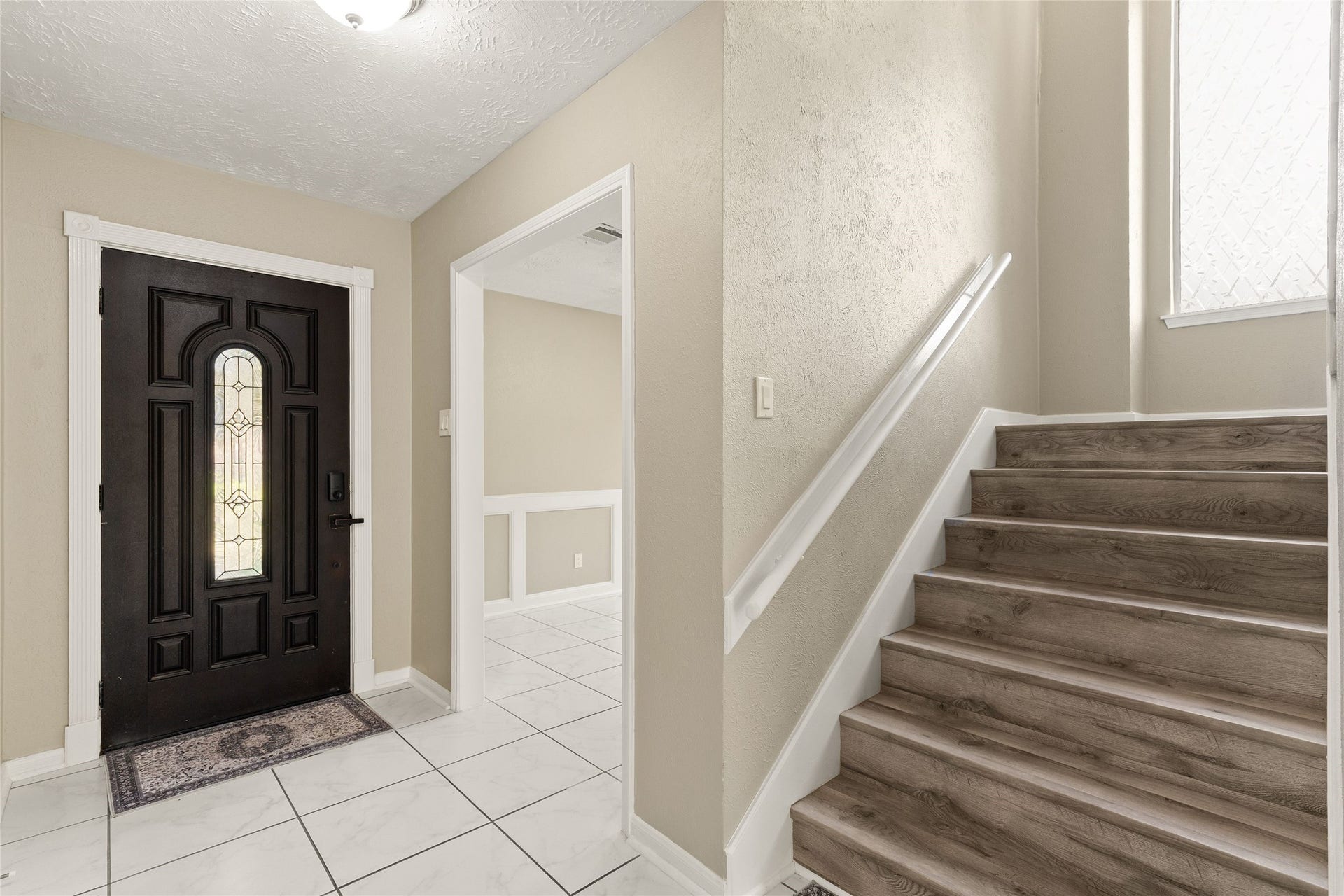 7231 Granvia Dr, Houston, TX 77083