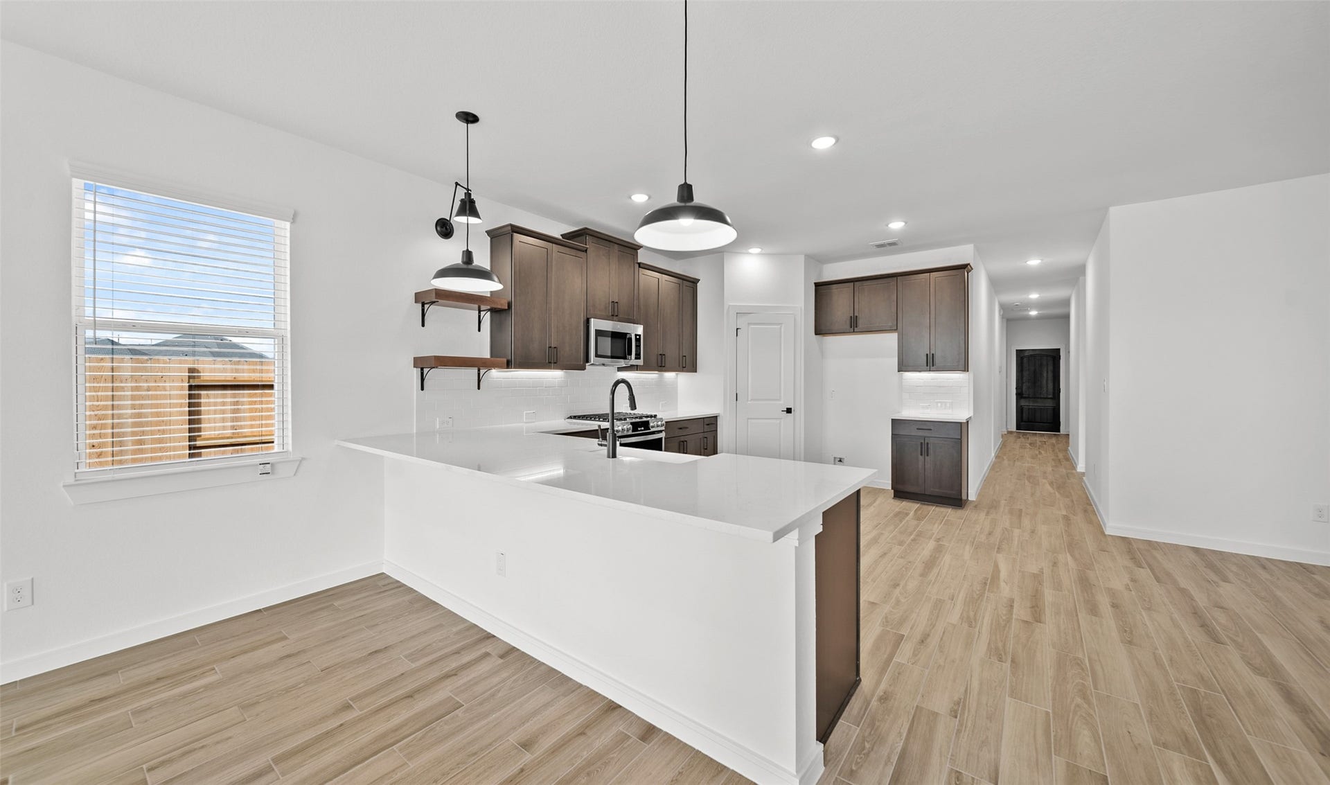 655 Daniels Lake Lane, Dayton, TX 77535 Chef-worthy kitchen with tons of counter space (*Photo not of actual home and used for illustration purposes only.)