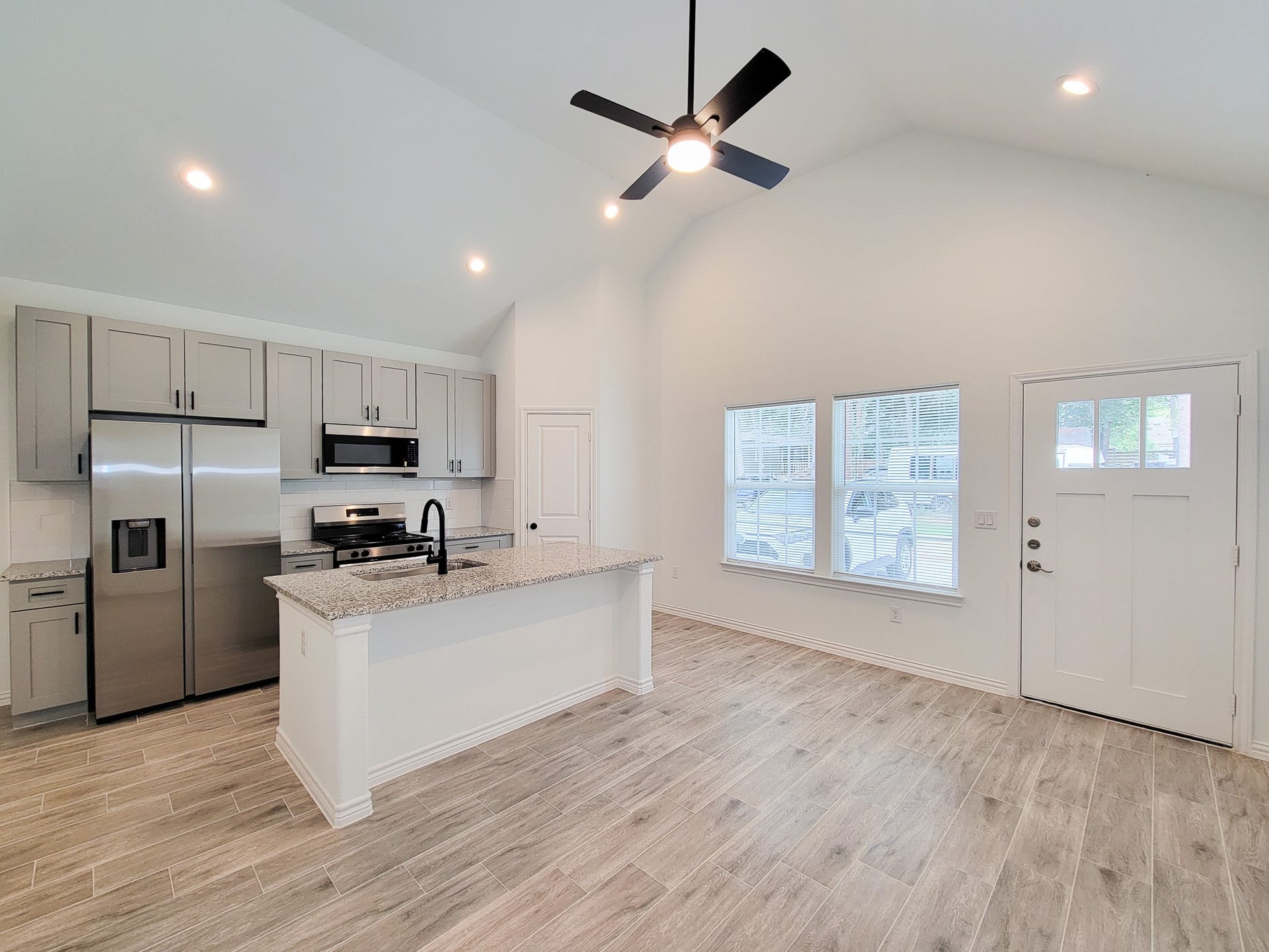 11849 NELWOOD, Willis, TX 77318 11849 NELWOOD, Willis, TX 77318